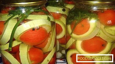 Konzervované cukety s paradajkami Saturn